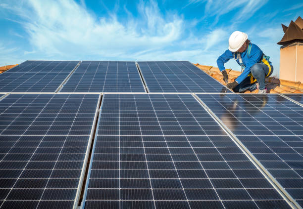 Best Emergency Roof Repair Services  in South Lyon, MI